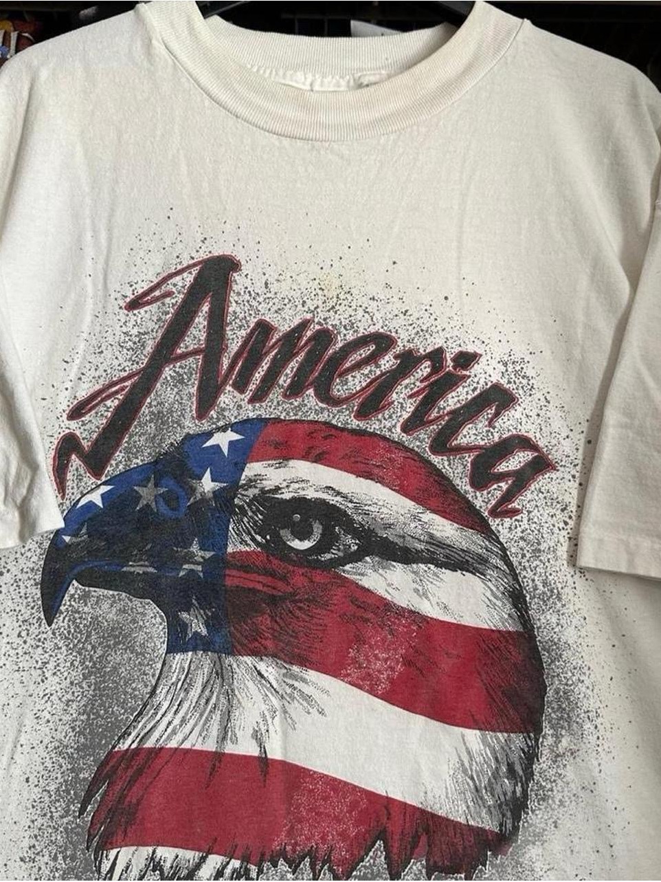 Vintage Men's White 'America' Graphic Eagle T-Shirt Xl